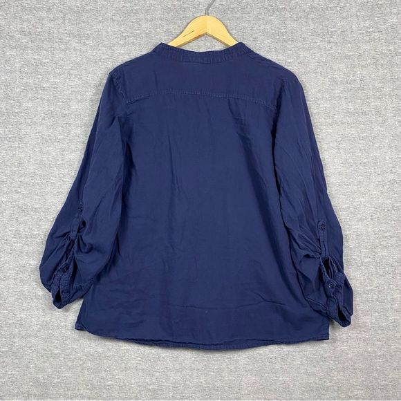 St. Johns Bay Womens Blue Button Long Sleeve V Neck Decorative Button Down XL - Picture 2 of 11